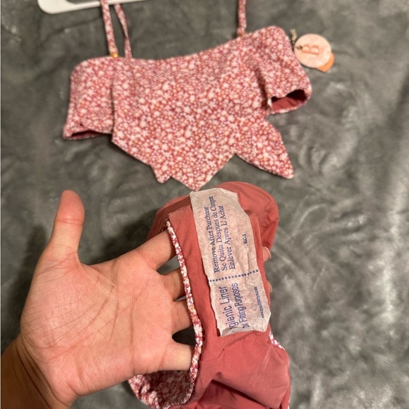 Bswim 2 ways to wear Red Floral Bikini Set - Picture 3 of 7